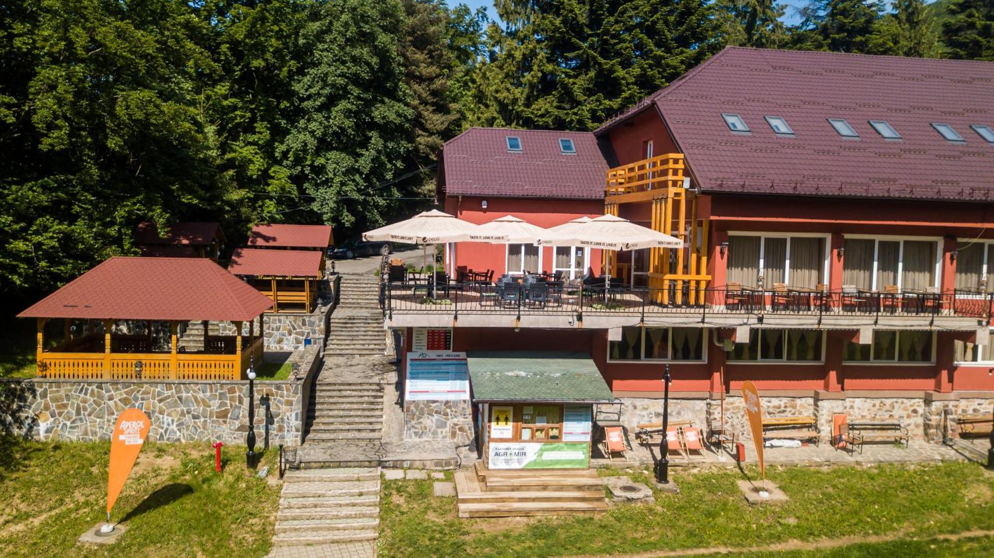 Suior Resort Baza 拜亚斯拜 外观 照片